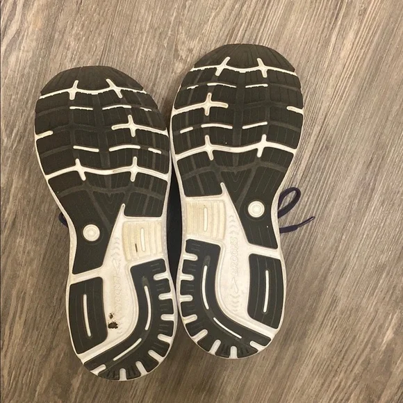 Womens Brooks Ghost 16 in size 11 - Picture 3 of 6